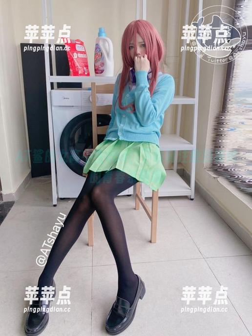 AT鲨 AT鲨的女高中生cos,下载前注意别被她的青春杀到哦