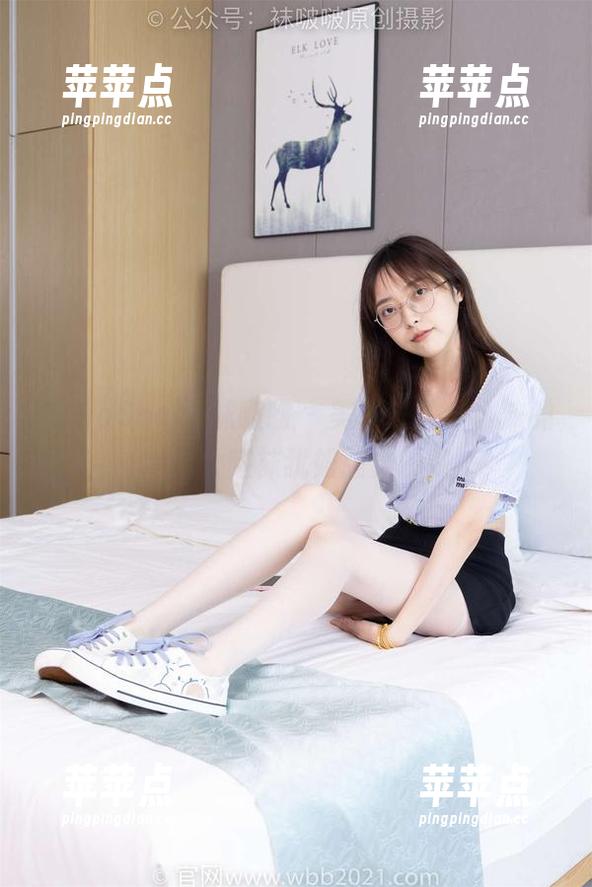 BoBoSocks袜啵啵-小沫 BoBoSocks袜啵啵 - 美图来了,小沫的黑丝大腿袜犹如强力磁铁