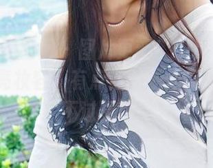 Feilin嗲囡囡 – 图片更新！Celina青妍带着油亮妆容，有点像刚油炸完的狮子头，不过更可爱。