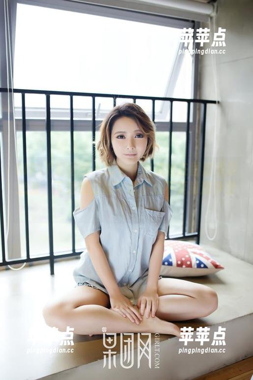 GIRLT果团网 - 粉色和陈迪娅在图库里谈恋爱，下载的时候可得小心不要掉进梦里！
