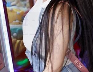 MiiTao蜜桃社 – 韵莉娜VANILLA的双马尾套图分享——再也不想放手的发圈懒懒一拍