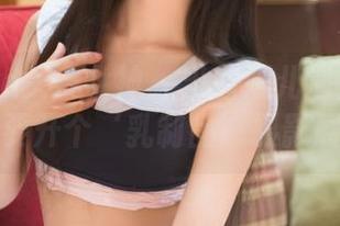 TouTiao头条女神 – 当唐嫣儿遇上奶牛：这是要开个‘乳制品’摄影展吗？