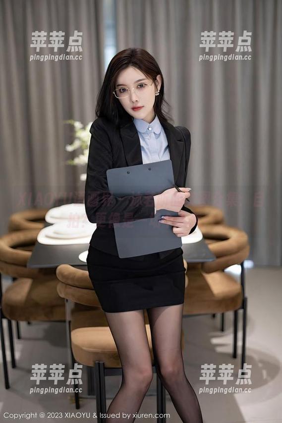 XIAOYU语画界 - 沐若昕的美图合集：自拍？更像是一场个人秀！