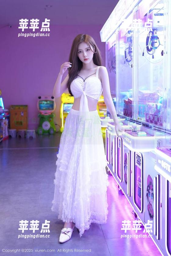 Xiuren秀人网 - 这一波卓芷伊EricA的女神照，更新太猛，电力十足啊！