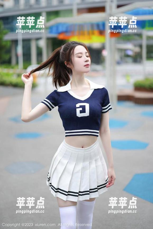 Xiuren秀人网 - 最新写真：王馨瑶yanni把可爱演绎得比我每天早上煮的粥还要有趣！