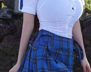 Xiuren秀人网 – 看完瑞莎Trista姐姐的作品，是不是下载button随手就按了？