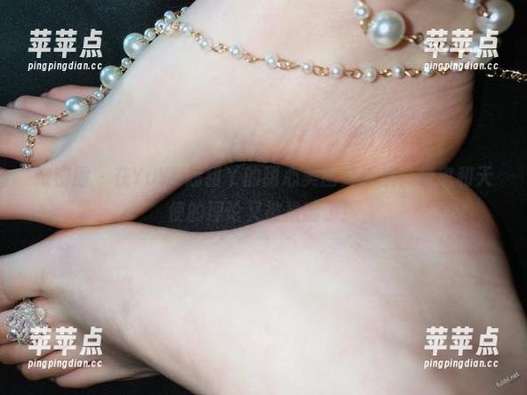 微密圈 - 在YuYu超甜丫的甜心美图更新里，魔鬼和天使的理论又被推翻了！
