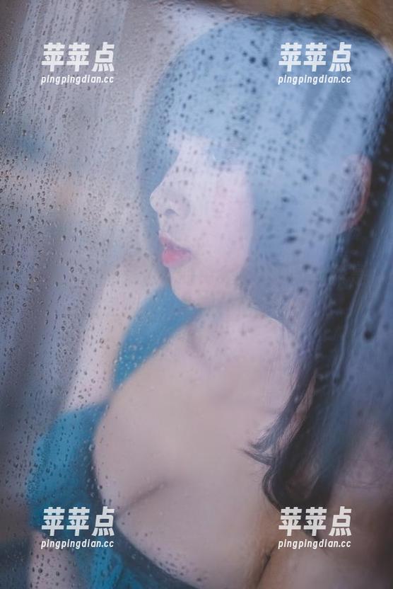 w黑米粥w 图集:w黑米粥w的兔女郎造型,大概是最能聊得开的那种更新吧?