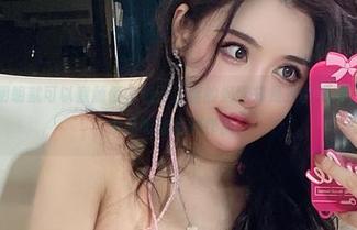 微密圈 – 明明就可以靠颜值，但于芷晴的飒酷却是技能满满，值得你慢慢品味的福利作品。