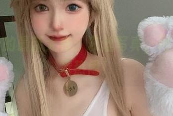 倦倦喵的最新大作：灰丝写真，网盘也来凑热闹！