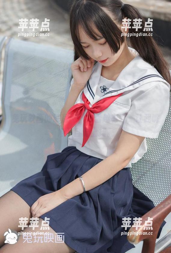 兔玩映画的草房子，越看越有戏，让我嘴角不自觉上扬。
