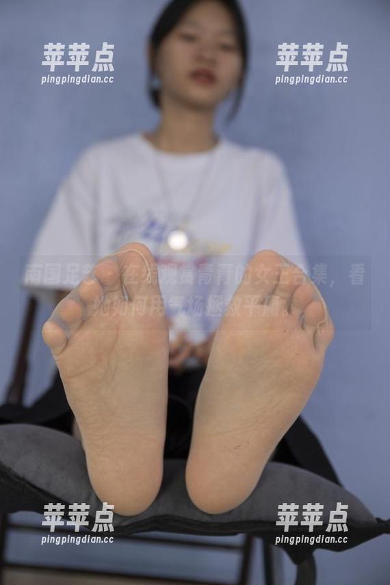 南国足艺-青青 南国足艺 - 在线观赏青青的女王合集,看她如何用气场拯救平庸。