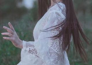 南桃Momoko说：黑修女其实爱喝酒，私房美图见证一切！