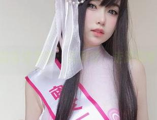 女主K的高清美图：高跟鞋，走路都带风了！