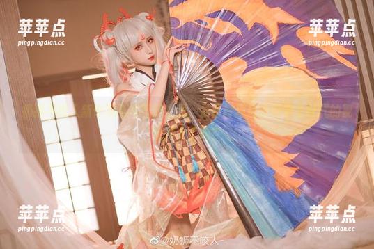 奶狮不咬人新作双马尾图册上线，准备好迎接来自学生时代的视觉冲击了吗？