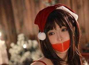 免费写真时刻！小容仔咕咕咕w和玛奇玛的无限想象