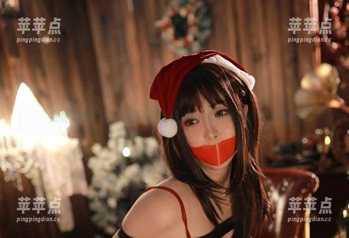 免费写真时刻！小容仔咕咕咕w和玛奇玛的无限想象