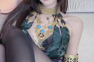套图里藏着小小奶瓶儿的兔女郎长卷，快来下载，貌似没有营养但很上瘾。