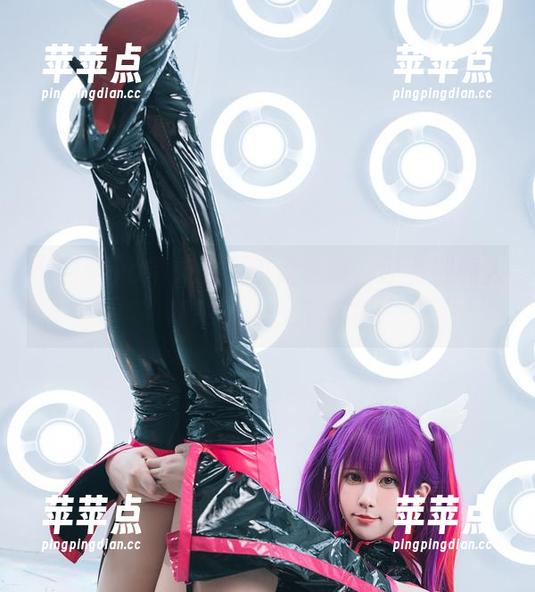 小空sora带来的不仅是套装，还有那抓人眼球的cos元素喔