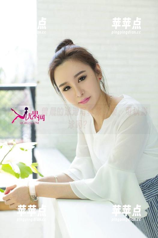 尤果网 - 曾晨的泳池写真集，呃，可以游泳吗？