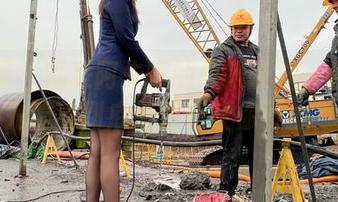 微密圈 – 就是阿朱啊的黑胶长袜：最新美图里先看看到底有没有让你开心，嘻嘻