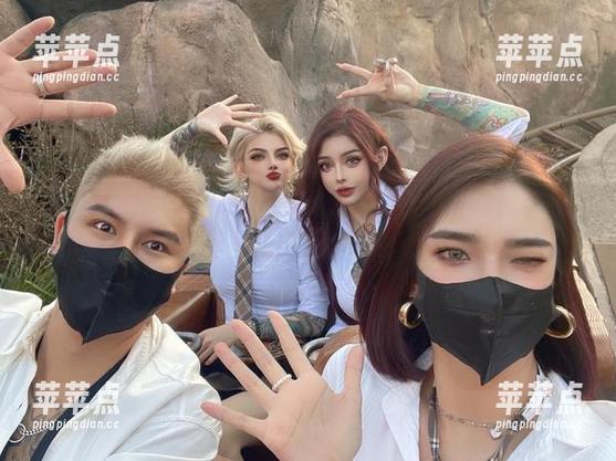 希希Gina 微密圈 - 制服写真与原图,希希Gina给我了一种:我一直以来错过的学生时代体验!