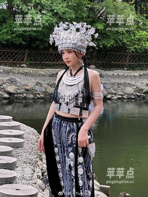 御子Yumiko 当美图遇上御子Yumiko的美脚,桌面壁纸都变得有品位!