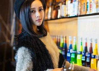 推女神 – 大理旅拍合集：程彤颜的迷失与邂逅，随意点滴全纪录！