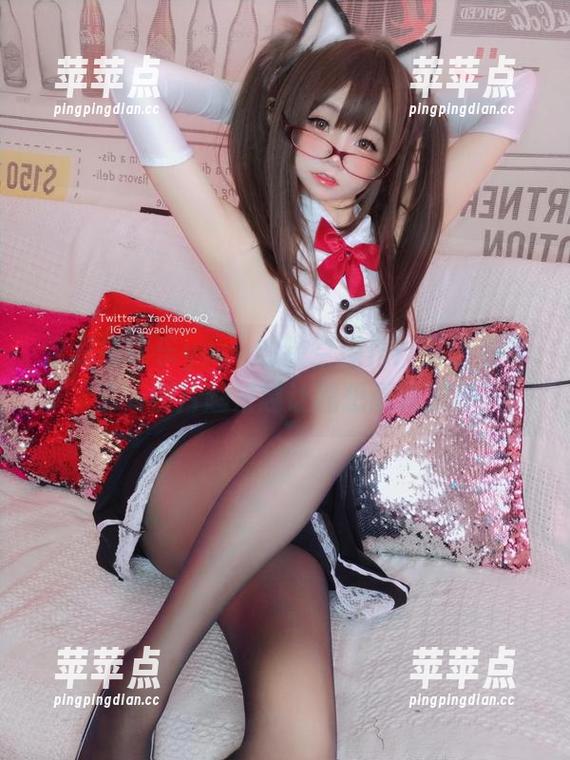 这是摇摇乐yoyo的镂空操作！原图看多了，照片越来越让我想画轮廓！