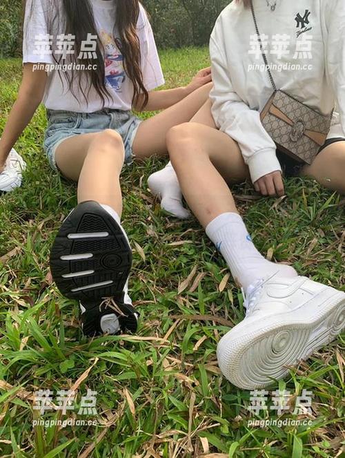 无敌哒小姨妈 微密圈 - 喜欢这种随性风,无敌哒小姨妈皮衣高清图片让人一阵赞叹