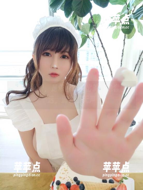 是依酱吖 颈链和海浪,是依酱吖推出的海边套图精选,润物细无声