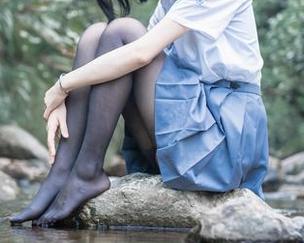 木棉棉OwO的兔玩映画，大胆尝试草莓甜心美图，人间极品也不过如此吧！