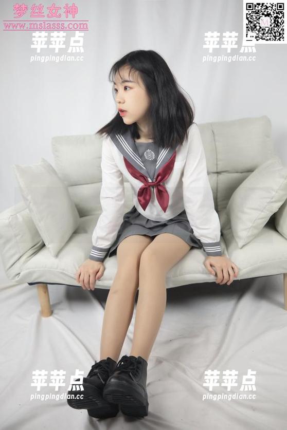 梦丝女神 - 壁纸里的灵唯护士角色，真有种‘不看会后悔’的魔力。