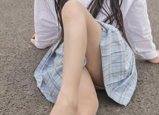 梦丝女神 – 花月舞全套写真，想让我每天都pick！
