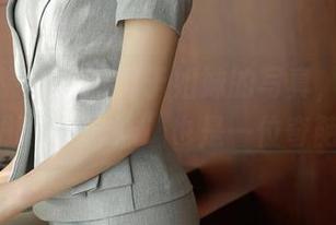 模范学院 – 一张属于姐妹的写真，甜筒晓彤的“妹妹”也是一位奇葩