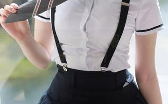 模范学院 – 郭忆然的教室私拍：上课就要这样才行！