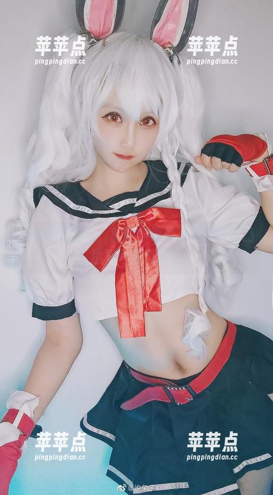 不怕你吃得苦，就怕你没看汐兔子的凹凸世界写真照片！