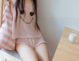 波萝社 – 啊！王语纯这身最新JK制服，图片中那眼神，有点意思…