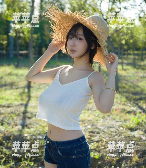 无论春夏秋冬，浅安安的双马尾cos一直都好看，这图包可得珍藏！
