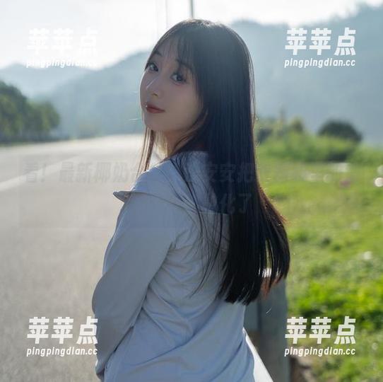 看！最新椰奶合集，浅安安把我脑袋里的清新感全都融化了