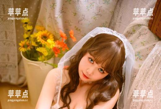 渡边早季Saki的花嫁精选图包：身边的小伙伴都说嫁给她我也愿意