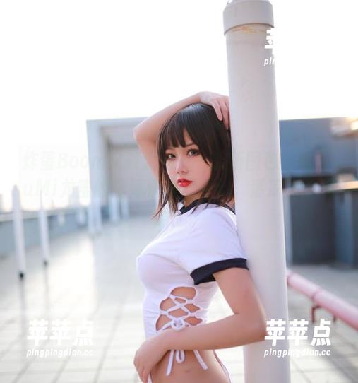炸蛋Boom又放大招——最新图包呈现YouMi尤蜜的逃嫁快照，系带、清凉、心满意足。