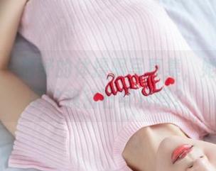爱蜜社 – 瑞妤的体操服写真集，她难道是要教我钻石身材吗？