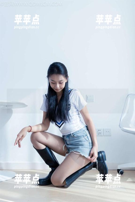 物恋传媒 - 这种少女写真你见过吗？婷婷的全套版本上架了！