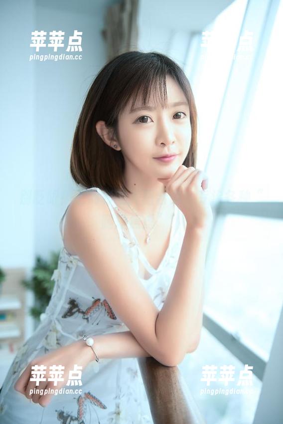 别眨眼！王羽杉的美图合集，专治各种“腿短焦虑”！