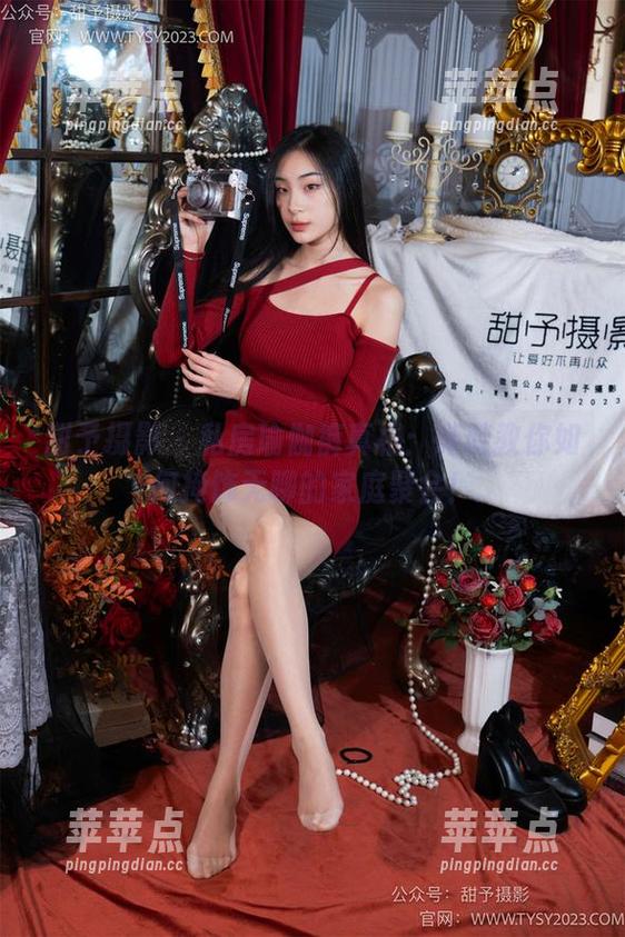 甜予摄影 - 私房瑜伽裤真相：璇璇教你如何掩饰无聊的家庭聚会！