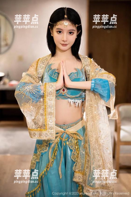 秀人网 - 在护士装里，是小逗逗的美图让人想起那一年…（哈哈）