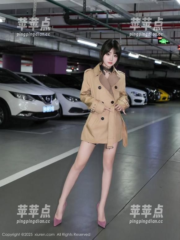 秀人网 - 连衣裙与玥儿玥er的无圣光魔法，原图也嫌不过关，哈哈！