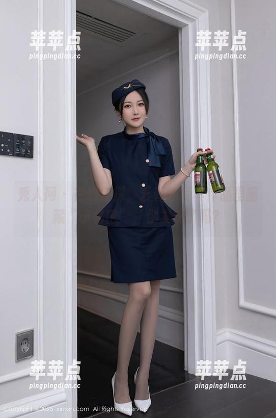 秀人网 - 在线打探，艺轩的写真作品里暗藏“小秘密”，你发现了吗？
