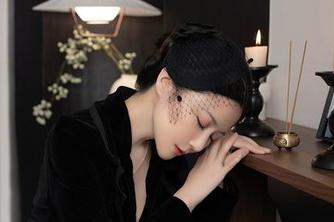 秀人网 – 女神西希白兔，作品集高清得好像在追星